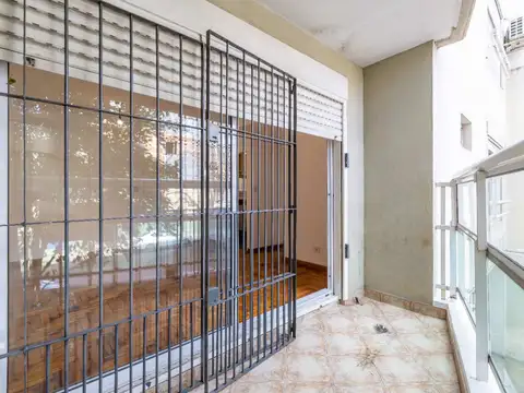 Departamento en Venta en Villa del Parque, USD 120.000