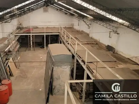 Galpón en alquiler de 400m2 ubicado en Villa Sarmiento disponible enero