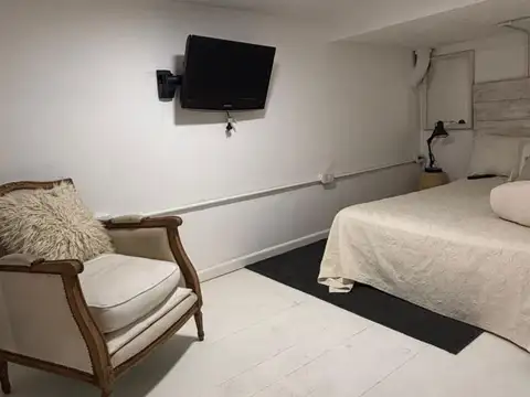 Arenales y Uriburu - Ambiente + Entrepiso - Barrio Norte