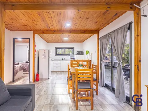 Casa 6 ambientes con 7 baños