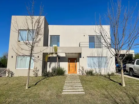 Casa a estrenar en Barrio Privado Santa Isabel 2, Maschwitz.