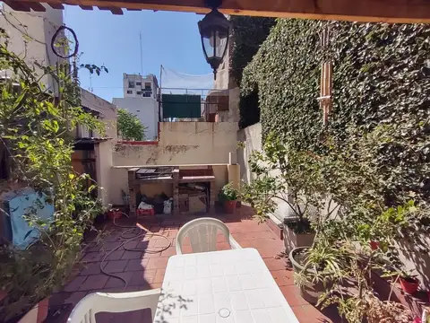 Depto Tipo Casa en Venta de 5 ambientes