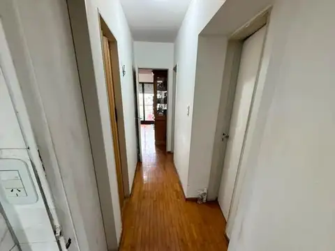 Departamento 4 ambientes con 2 baños