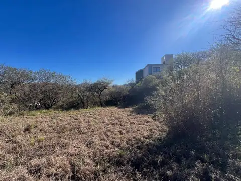 Terreno en Venta en La Calera, USD 49.000