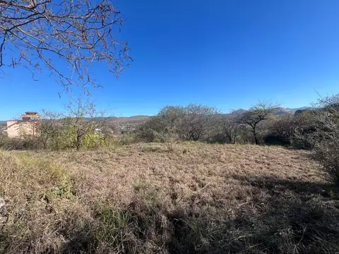 Terreno en Venta en La Calera, USD 49.000
