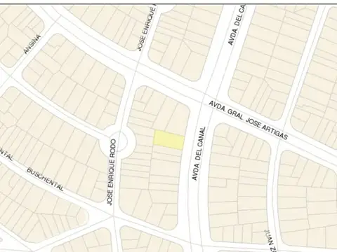 Av. del Canal esquina Artigas 100