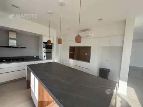 Casa en Alquiler A Estrenar