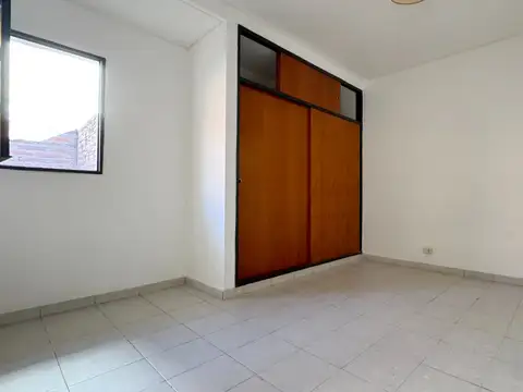 Depto Tipo Casa en Venta en Caseros, USD 80.000