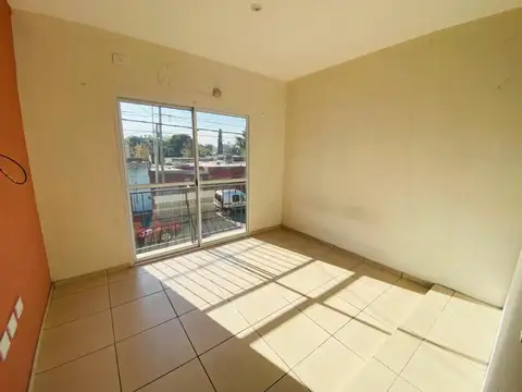 Departamento - Alquiler - Argentina, La Matanza - TRES CRUCES  4798