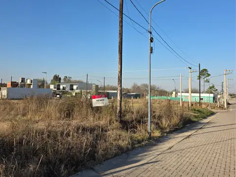 SE VENDE LOTE EN PORTALES DEL TALA, ALTA GRACIA! 812