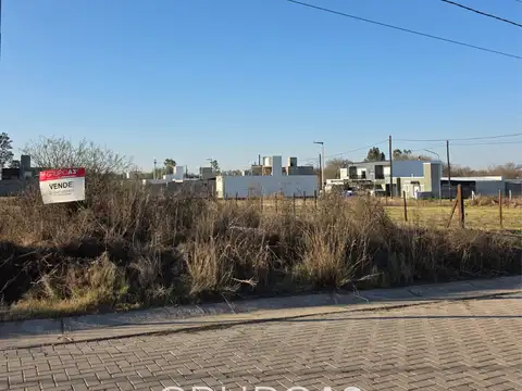 SE VENDE LOTE EN PORTALES DEL TALA, ALTA GRACIA! 812