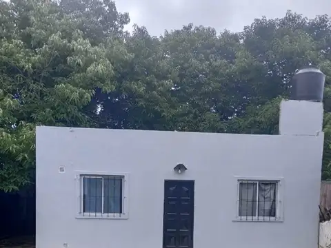 Casa en Alquiler con 1 cochera