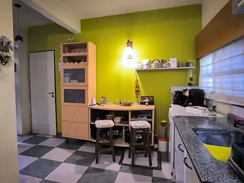 VENTA DE CASA 5 AMBIENTES ADROGUE CENTRO PILETA