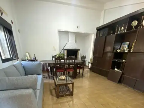 Exc Casa 5 Dorm Vta pil/qcho/gge/galpón/escr V. San Lorenzo