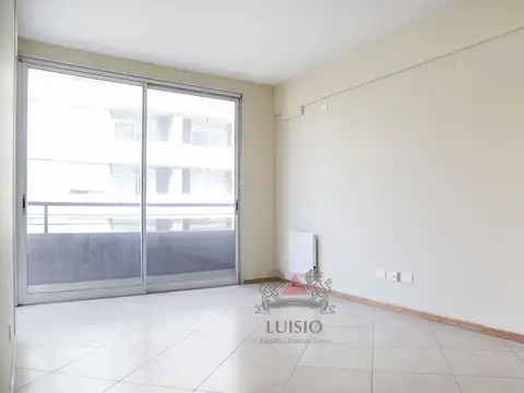 Oficina 2 ambientes con 1 baño