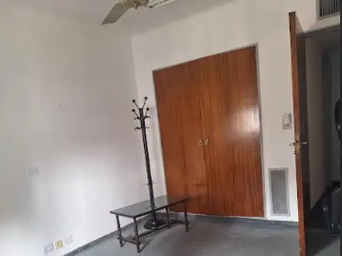 DPTO 4 dormitorios en alquiler en Microcentro