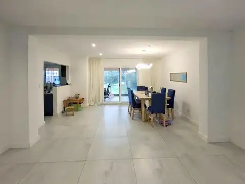 Casa en Venta en Montecarlo, USD 137.000
