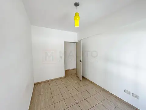 Departamento en Alquiler en Parque Avellaneda, $ 700.000