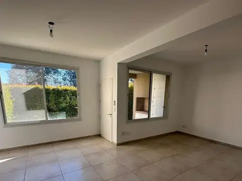 Departamento en Venta en Del Viso, USD 80.000