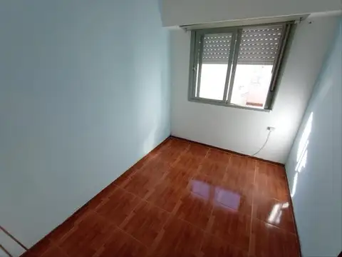 Depto Tipo Casa en Alquiler de 3 ambientes