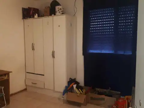 Departamento 6 ambientes con 1 baño