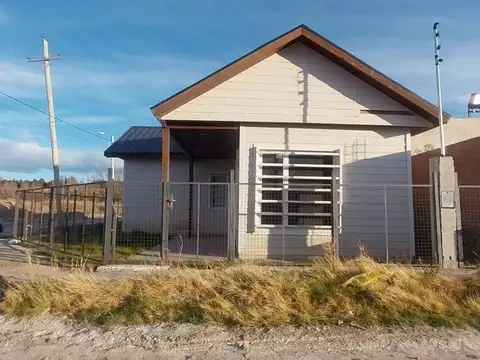 Depto Tipo Casa en Venta en Comodoro Rivadavia, USD 48.000