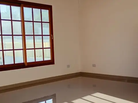 Depto Tipo Casa en Venta en Villa del Parque, USD 173.000
