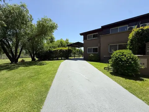 La Madrugada I UF 100