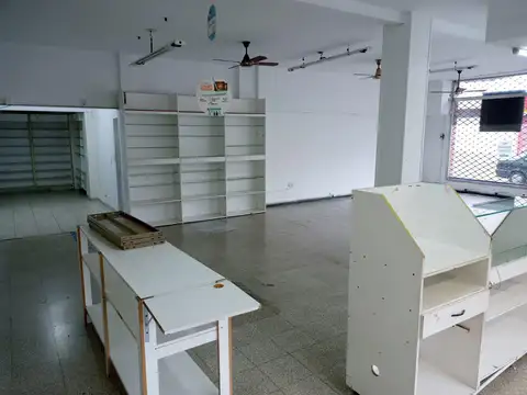 Local en Alquiler 50 años