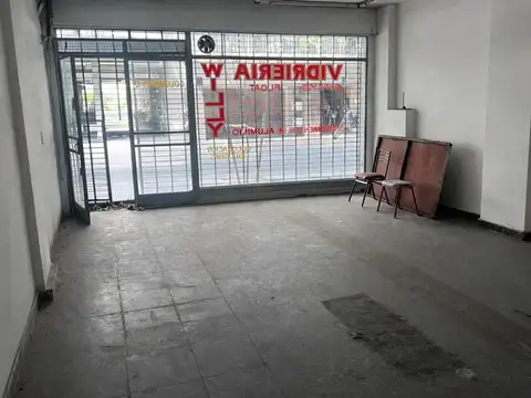 Local en Almagro Sur