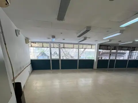 Oficina en Venta 60 años
