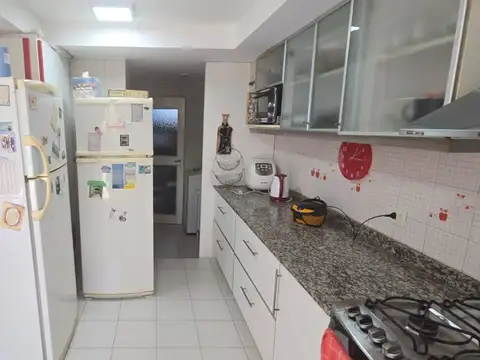 CASA EN VENTA JARDÍN PARRILLA TERRAZA COCHERA OPORTUNIDAD