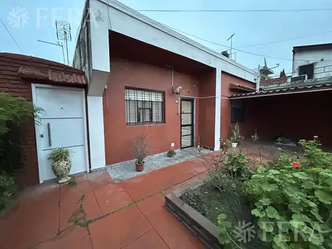 Casa en Venta en Bernal Oeste, USD 65.000