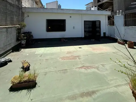 CASA/Departamento en venta en Quilmes