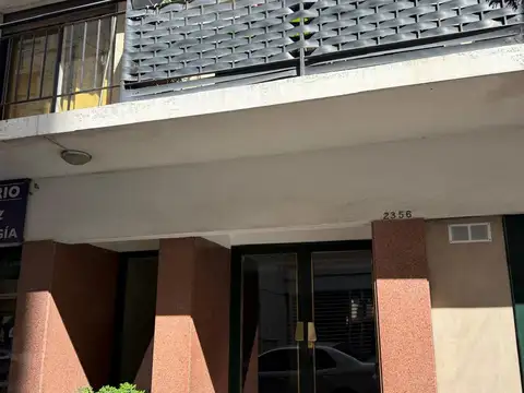 Juan De Garay 2300, Piso 1