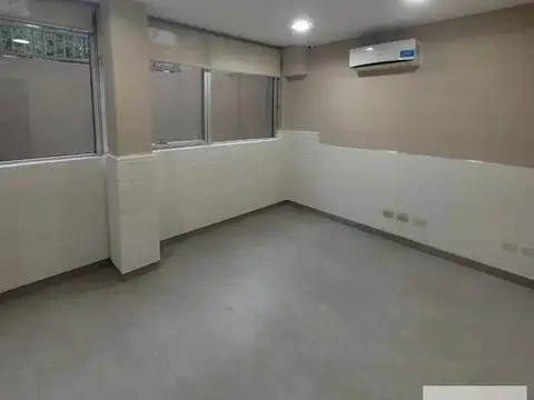 Oficina en Alquiler al Noroeste