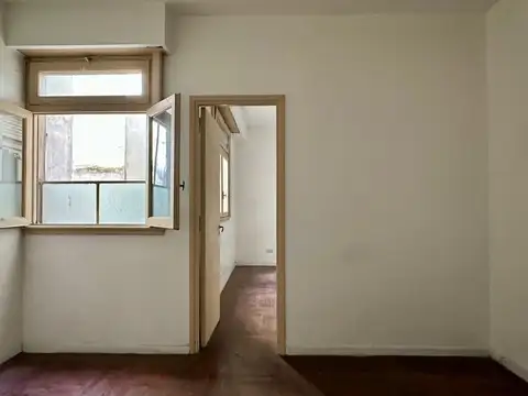 Depto Tipo Casa en Venta 50 años