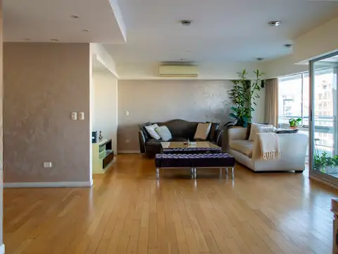 Departamento en Venta de 5 ambientes