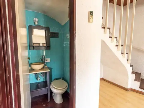 Depto Tipo Casa en Venta con 1 cocheras