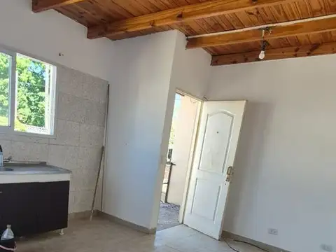 VENTA DPTO 2 AMB MORENO PLANTA ALTA A MTROS R 23