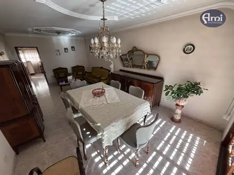 Depto Tipo Casa en Venta con 1 cocheras