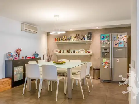 Departamento en Venta con 2 cocheras
