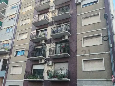 Venta Departamento 3 ambientes Monserrat. APTO CREDITO