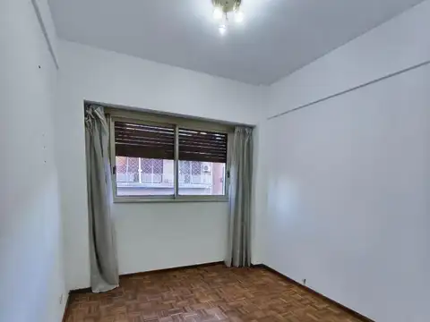 Departamento en Venta en Chacarita, USD 160.000