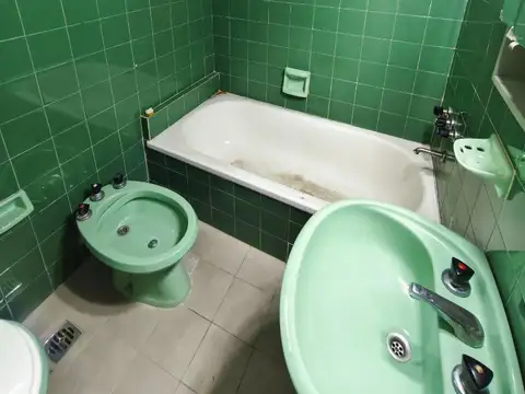 VENTA DEPARTAMENTO 3 AMBIENTES LAVADERO Y BALCON