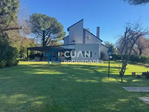 Las Brisas Country Club