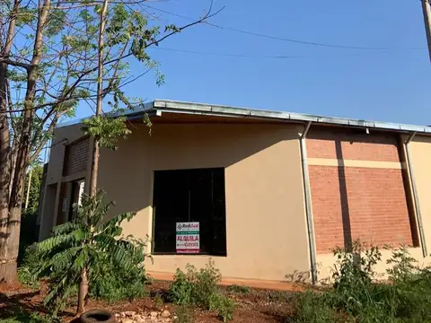 Local en Alquiler en Posadas, $ 200.000