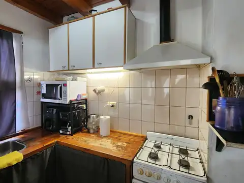 Casa + 2 departamentos en Melipal