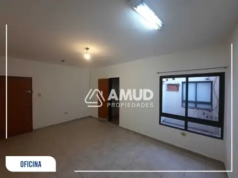 Oficina en Alquiler en Villa Maria, $ 150.000