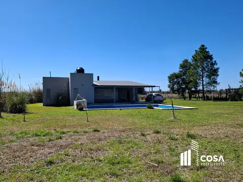 Venta Casa 2 dormitorios con jardín y piscina Oliveros Santa Fe